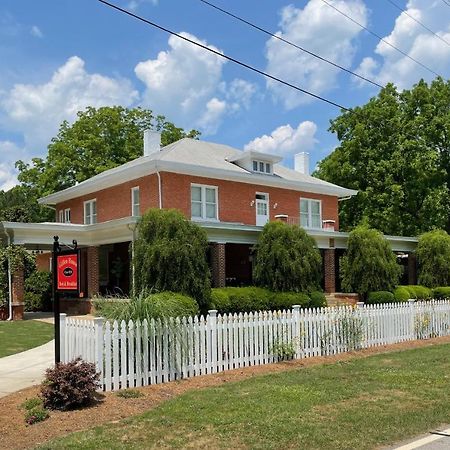 Gillen House Bed And Breakfast Maxeys Bagian luar foto