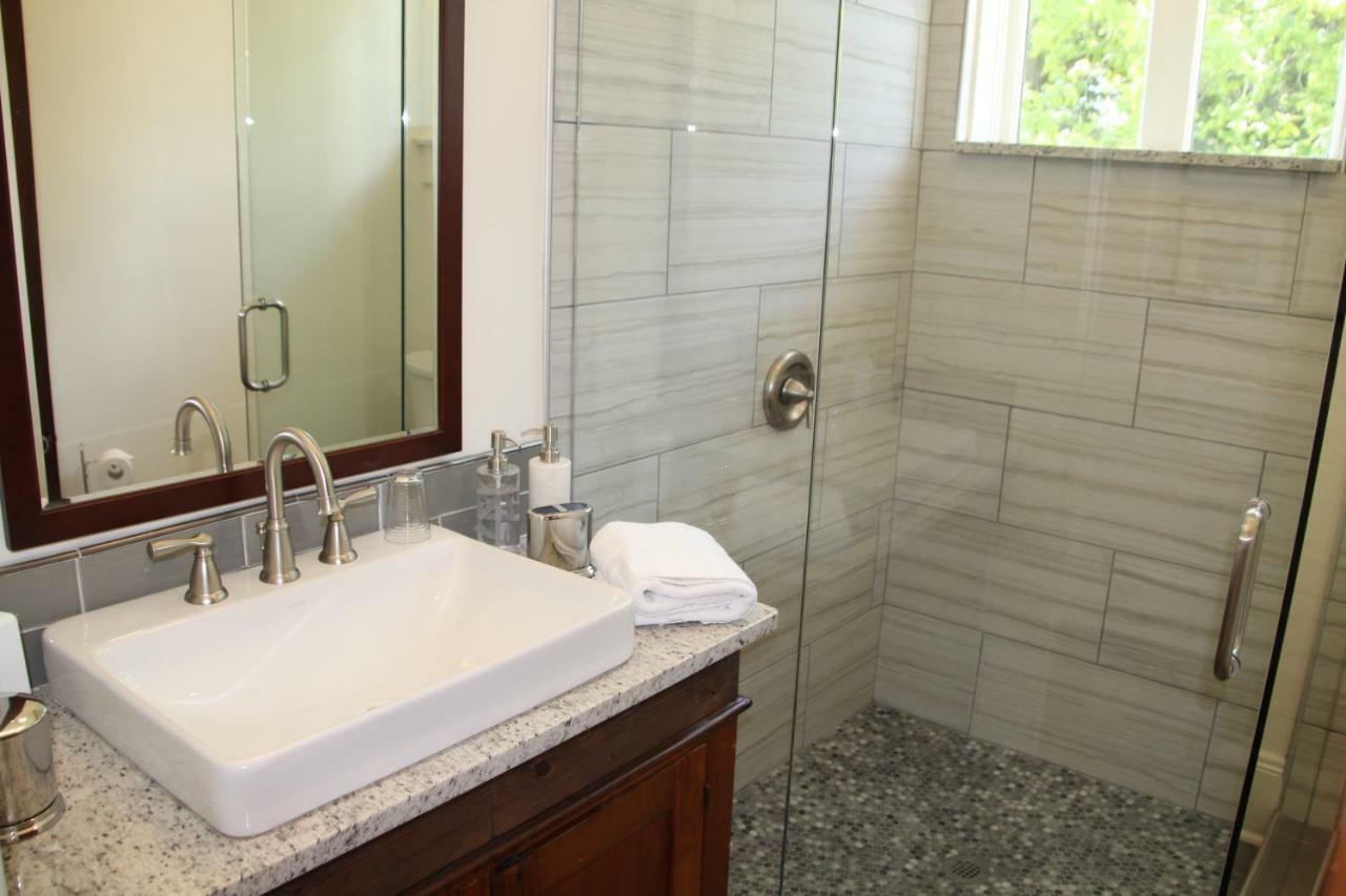Gillen House Bed And Breakfast Maxeys Bagian luar foto